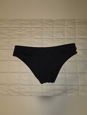 Victoria's Secrer-Black Ruched Sides Bikini Bottoms